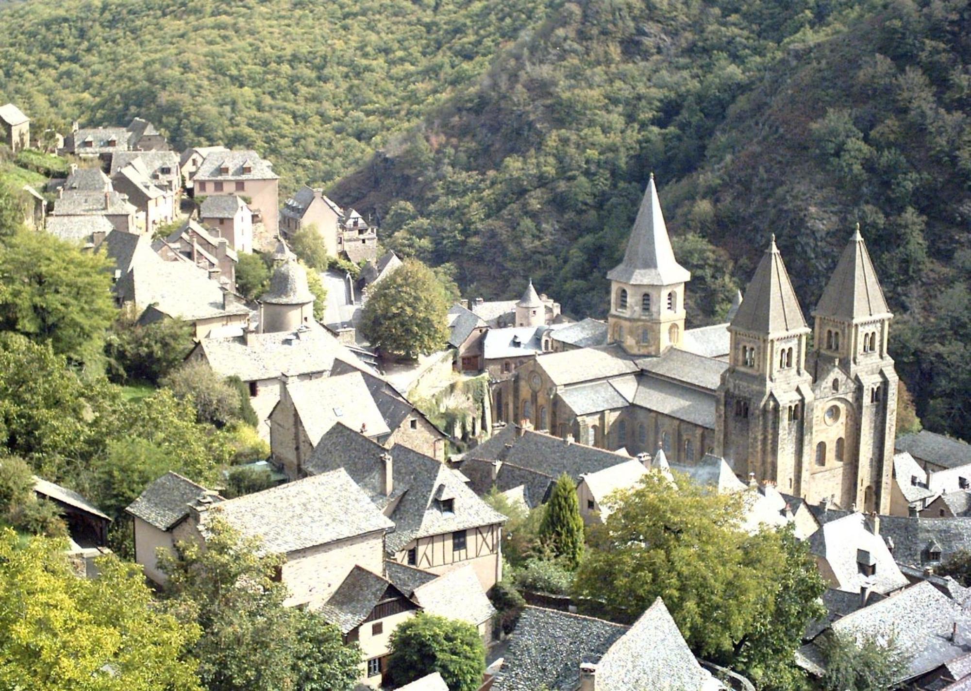 Hotel Et Residence Des Bains Vic-sur-Cère Εξωτερικό φωτογραφία